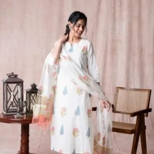 White Printed Cotton Blend Kurta with Pant And Dupatta Set For Women