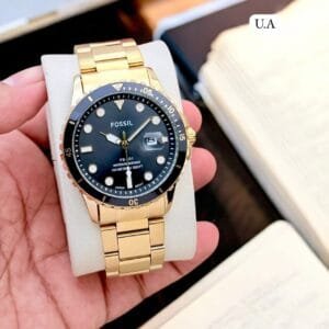 ❤️❤️Our This New Timepiece Make Ur Wrist More Classic and more Stylish With Pocket Friendly Budget⭐️⭐️⭐️*